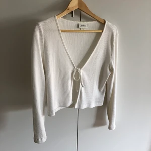 Topp från Monki - Topp från monki i storlek S, köparen står för frakt!