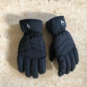 McKinley gloves  - Hardly worn and in good condition 