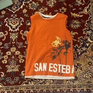 Cool top - Cool orange topp, köpt second hand men aldrig använd🥴💓 skriv privat för fler bilder