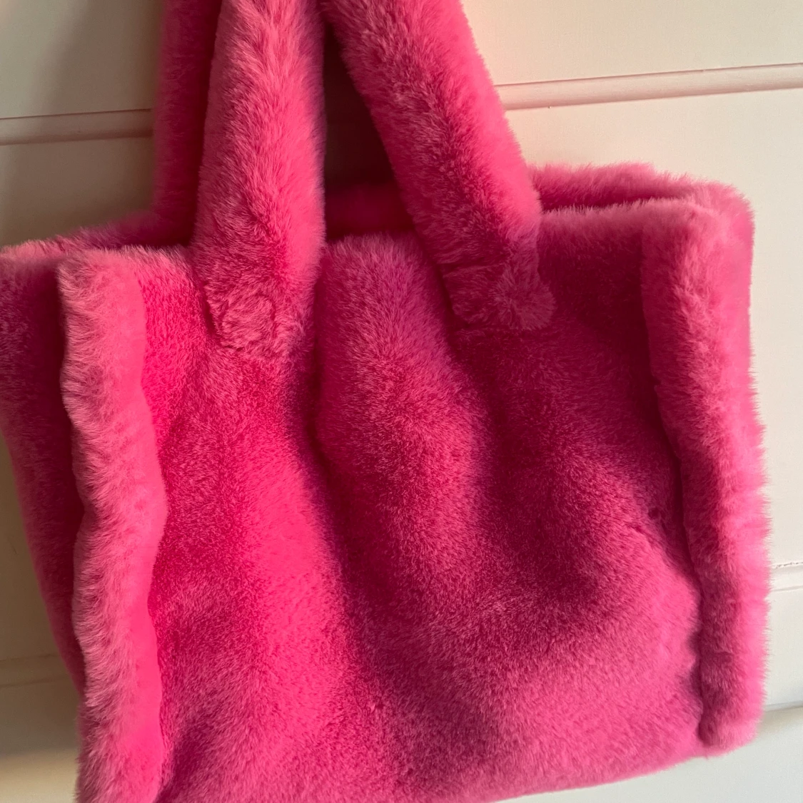 Stand Studio Liz fur tote  - 90