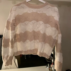 ONLY Tröja  - Superfin stickad tröja från Only, väldigt skönt material