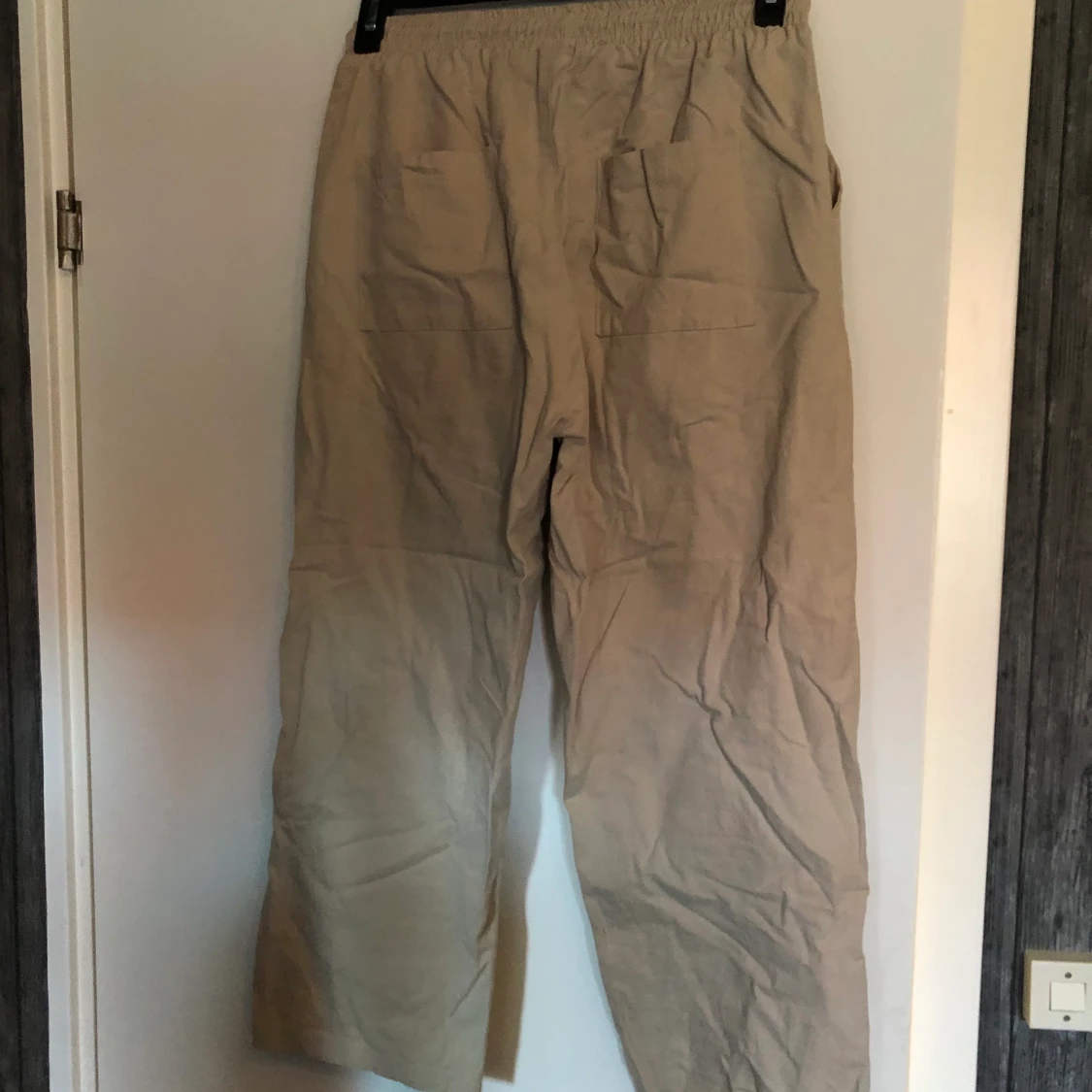 Tygbyxor loose fit storlek M - 90
