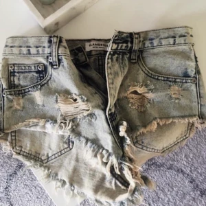 Shorts  - Använda ett fåtal gånger, köpta i Australien på en affär jag dessvärre inte minns namnet på. 