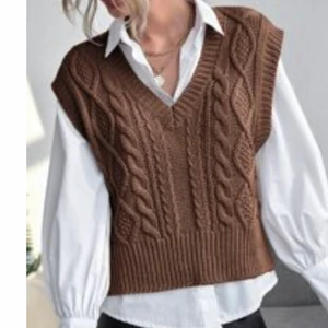 Brun väst - Brun väst i bra material, knappt använd