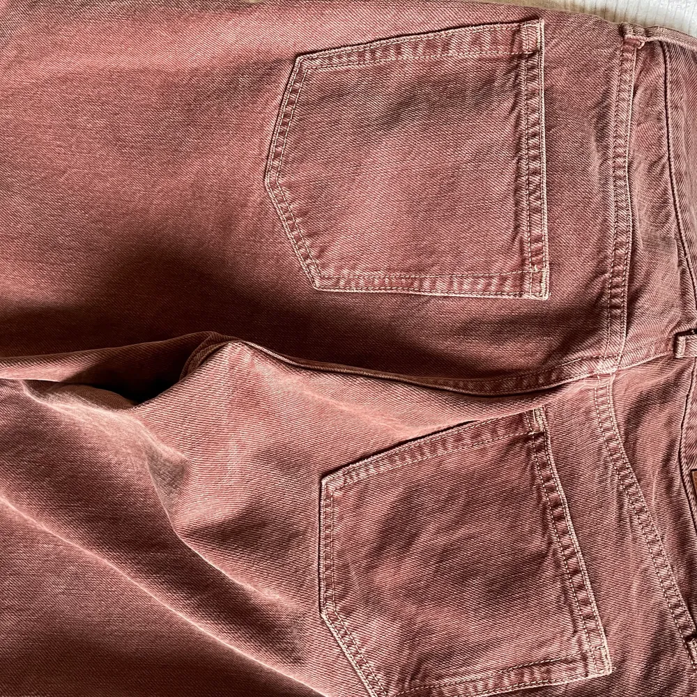 Urban outfitters red jeans. Jeans & Byxor.