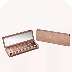 Ögonskuggspalett - Fin ögonskuggspalett från Urban Decay. Endast testad. Nypris 550kr 