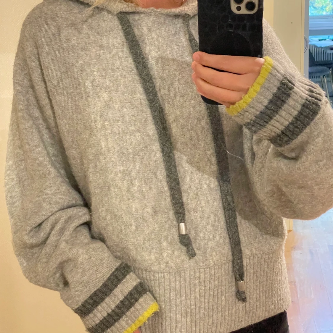 Stickad hoodie  - 90