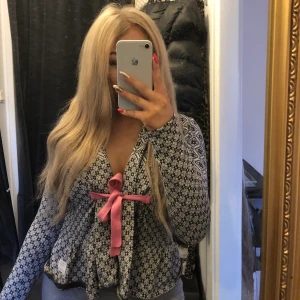 Odd Molly kofta - Odd Molly kofta jättefint skick storlek 0 