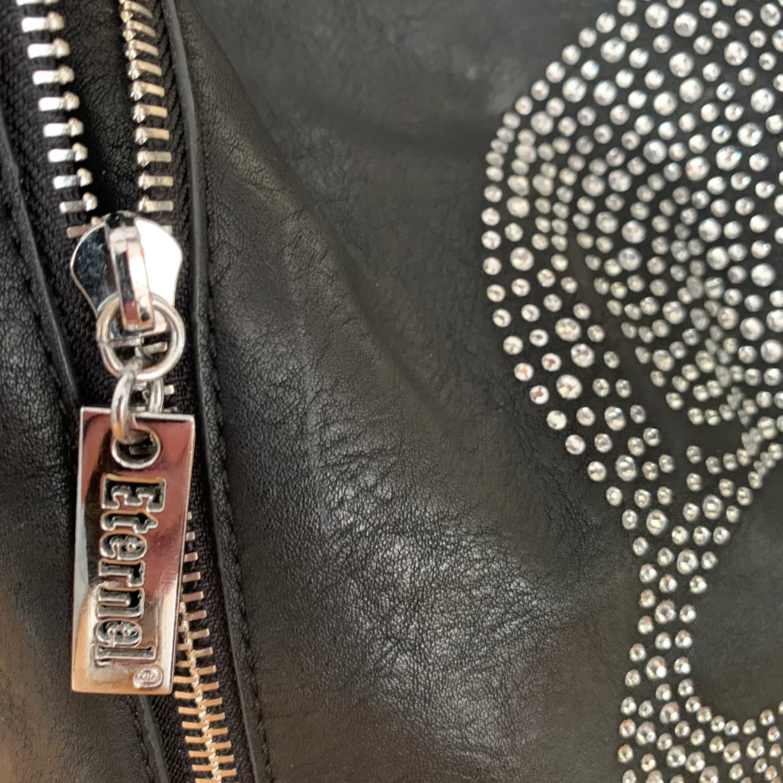 Döskalleväska - 91