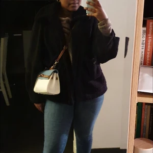 Birkin liknande väska! - Väska som liknar en liten birkin. 