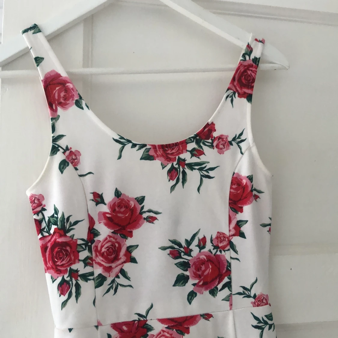 Blommig klänning från H&M - 90