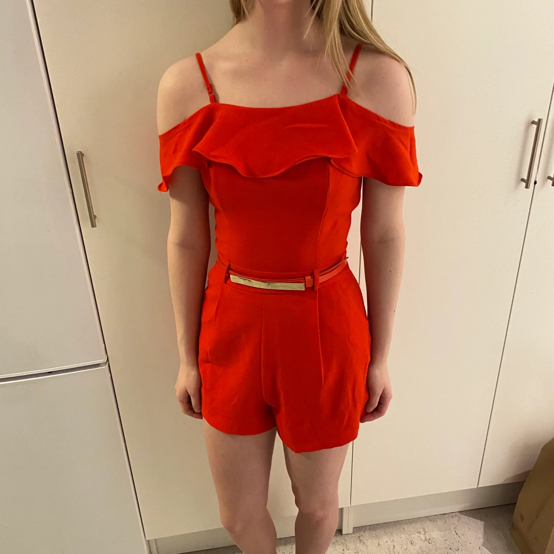 Röd playsuit - 90