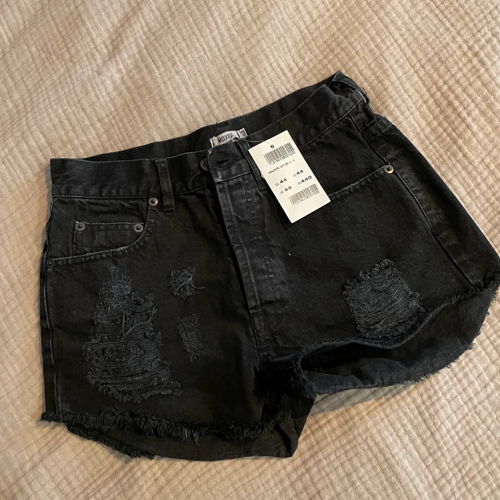 Helt oanvända shorts från Brandy Melville. Köparen står för frakt 📦 Skick: 10/10. Shorts.