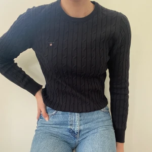 Gant tröja - Mörkblå tröja från Gant. I mycket bra skick. 