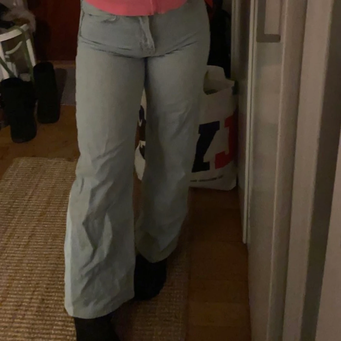 Junkyard jeans i storlek 24