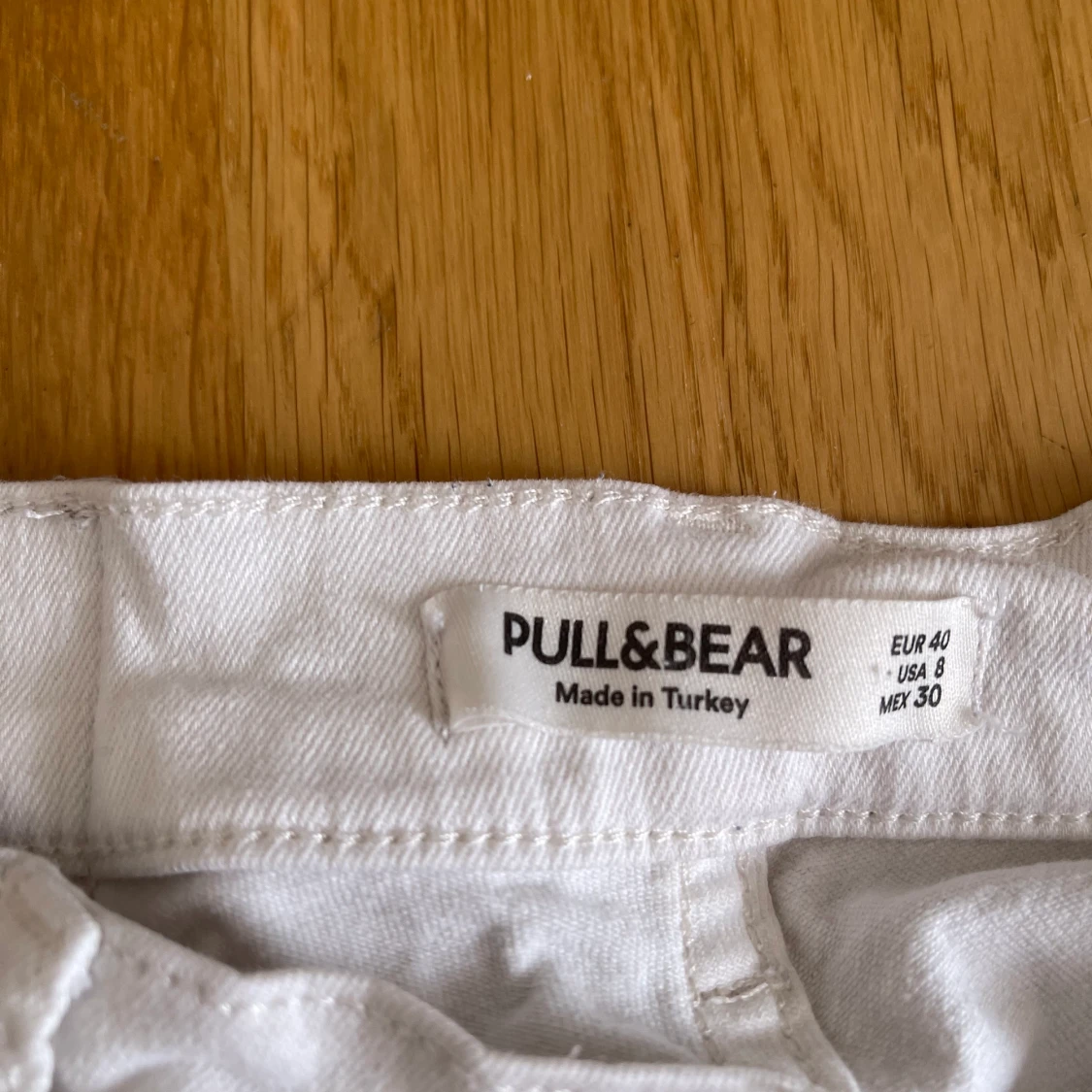 Nya pull & bear vita flare byxor  - 91