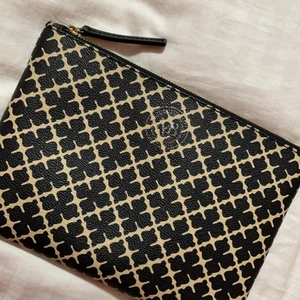 MARLENE BIRGER CLUTCH✌️ - Denna är helt ny och använd extremt fåtal gånger