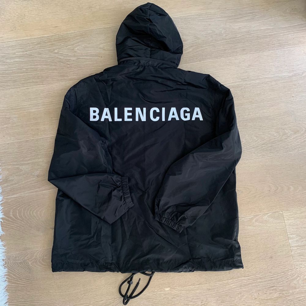 BALENCIAGA jacka - Balenciaga | Plick Second Hand