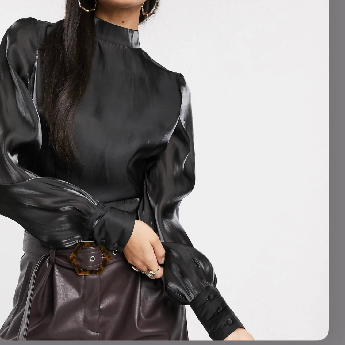 Blus med öppen rygg - 90