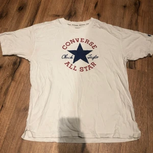 Converse T-shirt  - Skön T-shirt från märket converse 