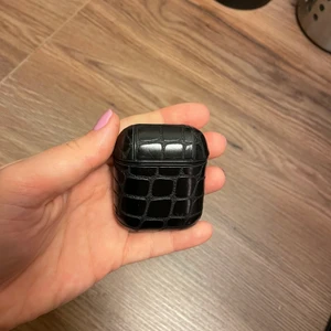 AirPods fodral - Passar till ”första” AirPods