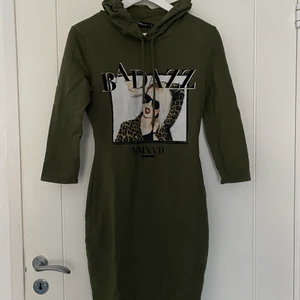 Lång hoodie / klänning - As cool hoodie klänning 