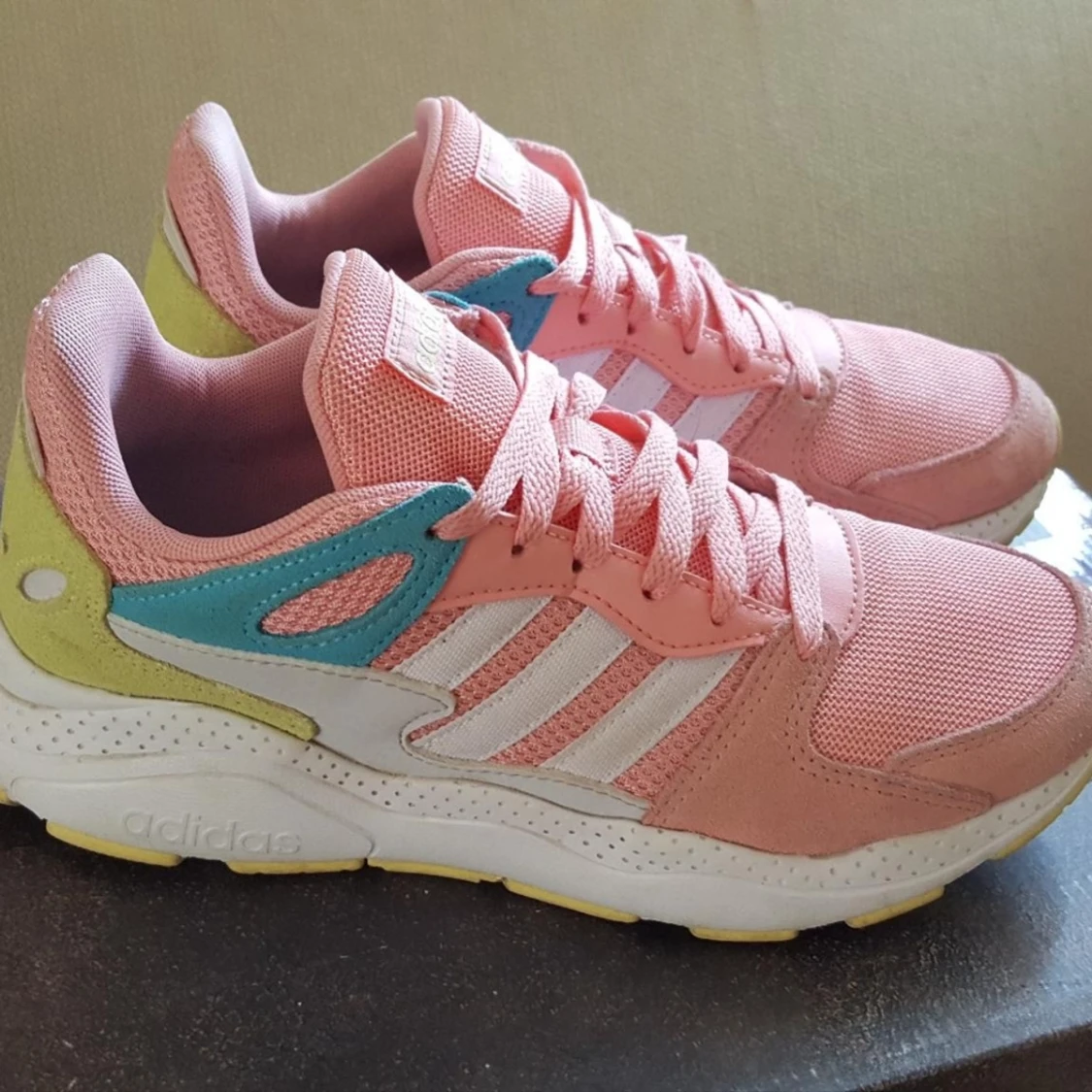 Adidas sneakers s.39 1/3