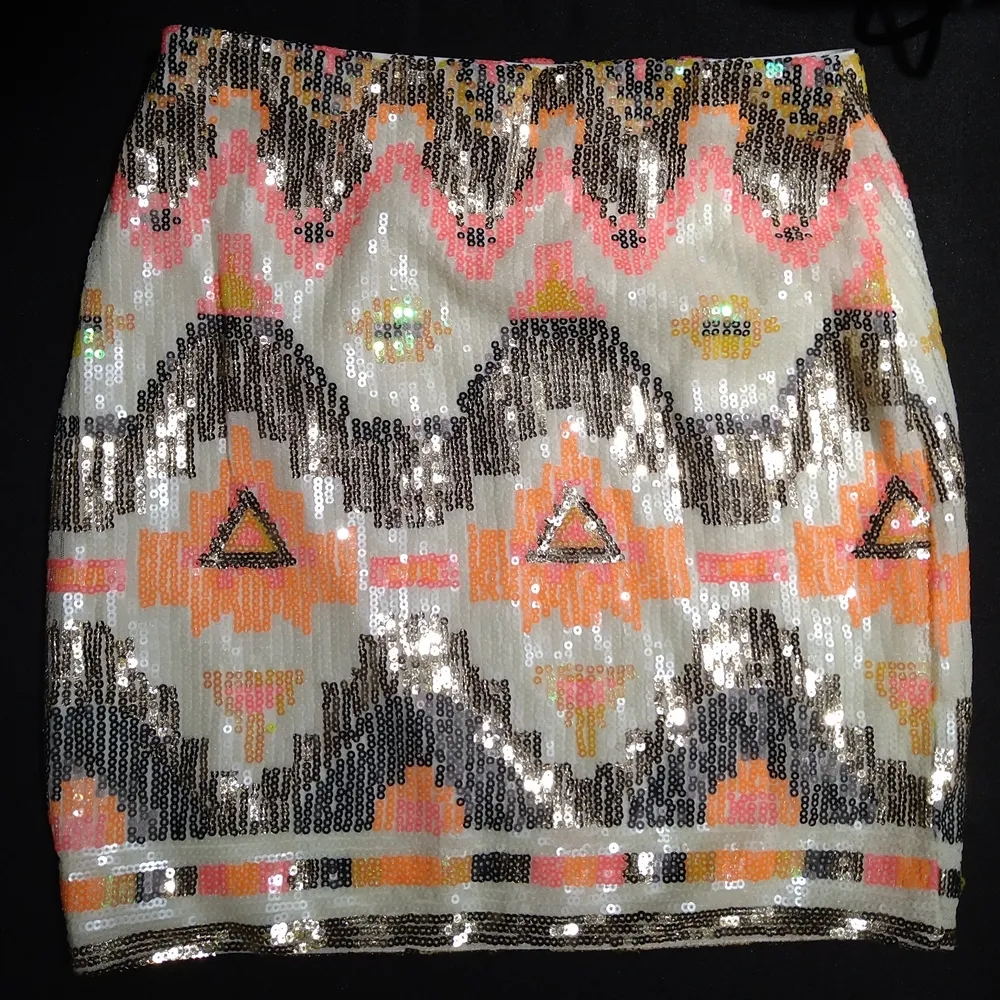 skirt Lindex, Holly & Whyte Short, Zara Blouse. Shorts.