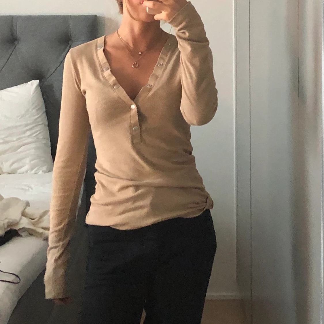 Beige långärmad tröja