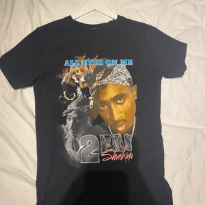 Tupac T-shirt - Väldigt bra skick 