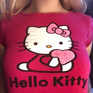 Hello Kitty t-shirt  - Sö söt🌸💖 den perfekta baby-rosa färgen