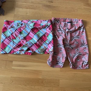 shorts - Dom är aldrig använda den till väster är storlek l och den till höger storlek small