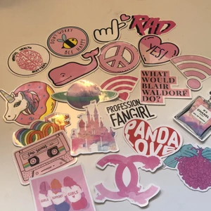 Klistermärken - 20st jätte fina klister märken. Frakten är gratis och pris kan diskuteras :)