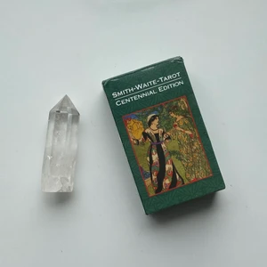 Tarot Kort - Traditionella tarotkort, fast i mindre storlek. Självklart cleansar jag den innan den skickas iväg! 
