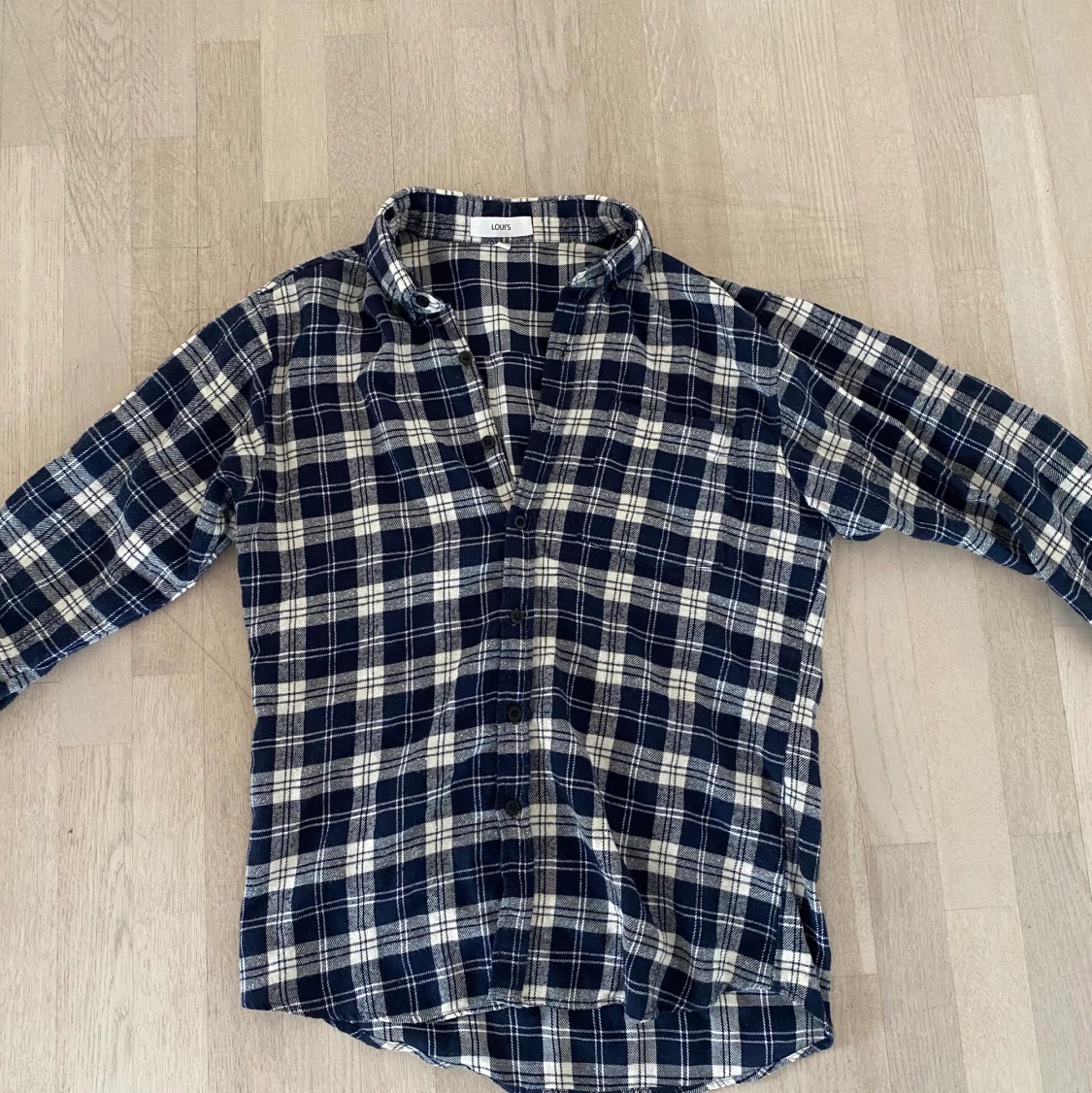 Blå flanellskjorta  - 90