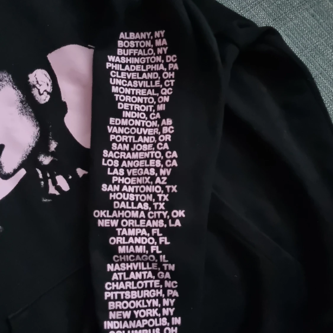 Ariana Grande hoodie - 90