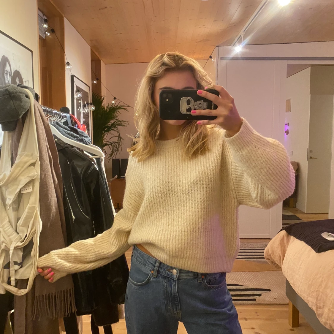 Beige/vit stickad tröja - 91