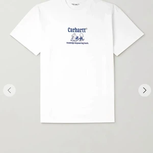 Carhartt WIP ”Schools Out” - ❗️70% UNDER RETAIL❗️  Carhartt WIP ”Schools Out”  Storlek: M Pris: 150kr  Con: 10/10 oöppnad   Orderbekräftelse finns.