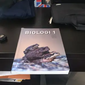 Säljer min Biologi 1 bok, då den inte längre behövs. Bra skick, 200kr