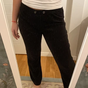 Byxor  - Vanliga gina mjukisar 