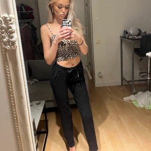 Mjukis - Svarta mjukisbyxor🤍