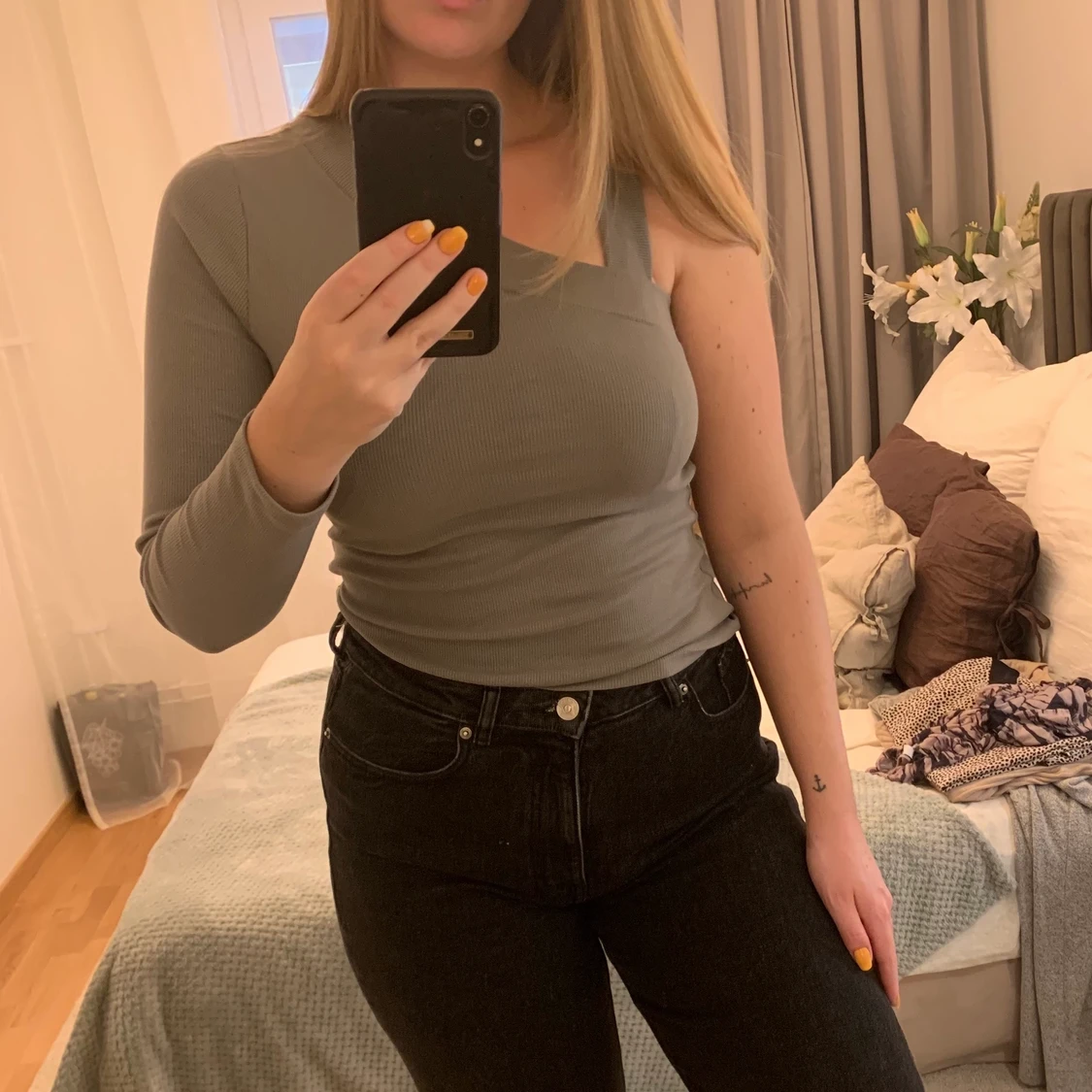 Grön grå topp från nelly - 90