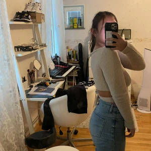 Teddy topp fler bilder - (Kolla förra inlägget för mer info och annat sätt att bära den) detta är bara fler bilder alltså