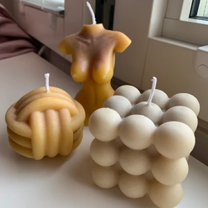 Ljus - Nu finns det även att köpa ljus i kroppsform! Under höstens mörka tider så vill man ha det mysigt i hemmet, då passar det bäst att tända ljus🍁🍂 vid intresse skicka ett meddelande 