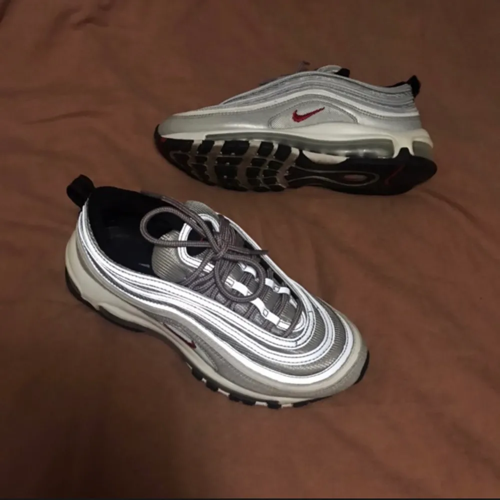 Nike Air Max 97, ‘Silver Bullet’. Size 37.5. Condition: as new. Not used much since they are too small for me. Had a hard time letting them go, but i think now is the time. Price can be discussed. DM me. Skor.