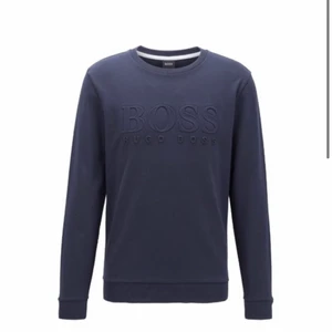 HUGO BOSS TRÖJA - Köpt för 1100kr, säljer för 600kr