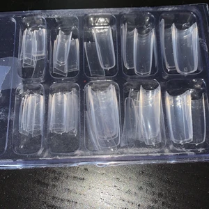 Tippar - Säljer mina nageltippar då jag använder andra. Från storlek 0-9.💓