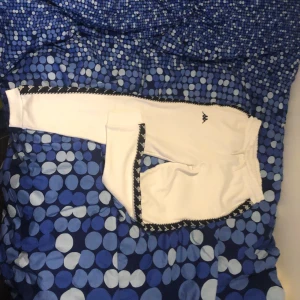 Kappa byxor - Kappa byxor har bara provat dom. Köptes från zalando 