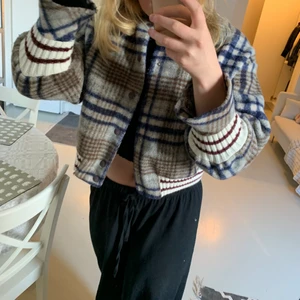 Jacka - Rutig vårjacka från jimengjia (kinesiskt). Volang ärmar. Stl S. 