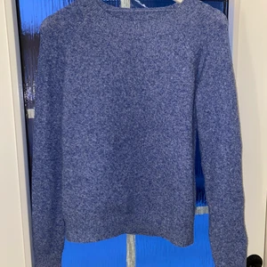 Blå stickad tröja  - Superfin blå stickad tröja från vero moda, liknar den från zara ❣️ 